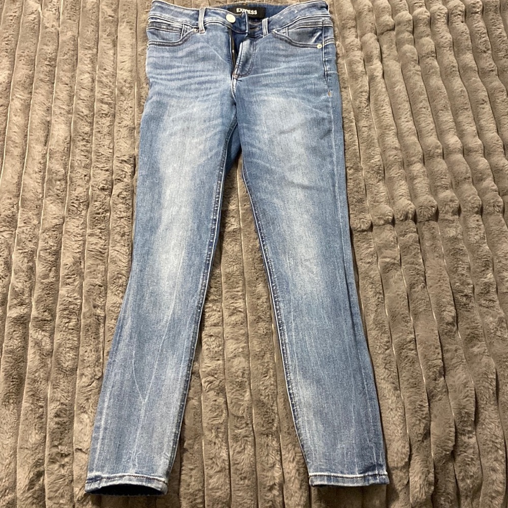 Express Ankle Legging (jean) High Rise. Stretch +. Size 2R.